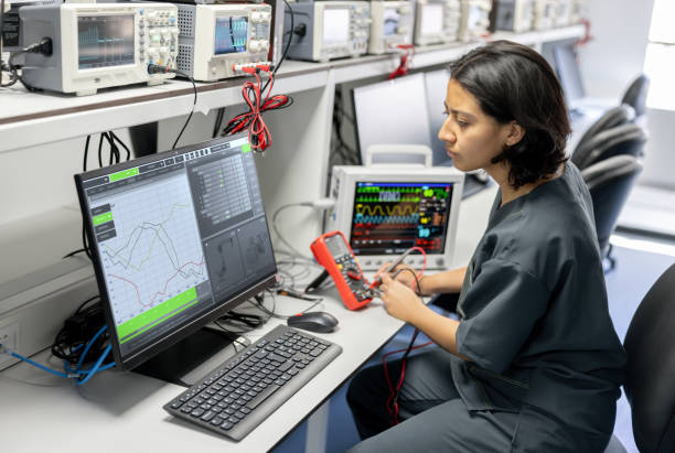Best Emergency Electrical Repair  in Holdrege, NE